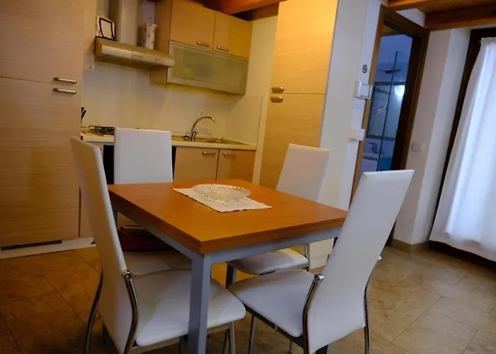 アパート La Casa Dei Sarti Cozy Center