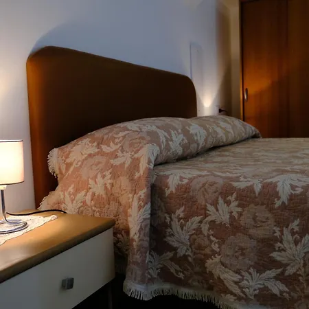 La Casa Dei Sarti Cozy Center * Varenna